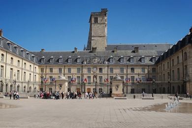 Spaziergang in Dijon: Hauptstadt Burgund, Senf und Kir