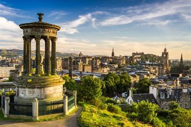 Spaziergang durch Edinburgh, die schottische Hauptstadt entdecken