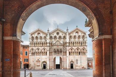 Stadtrundgang Ferrara: Entdecken Sie die historische Altstadt + Karte