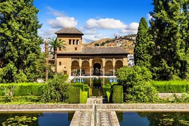 Stadtrundgang in Granada, alle Highlights an einem Tag entdecken + Karte