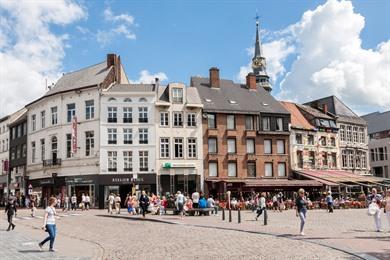 Stadtführung durch Hasselt: Geschichten auf der Promenade
