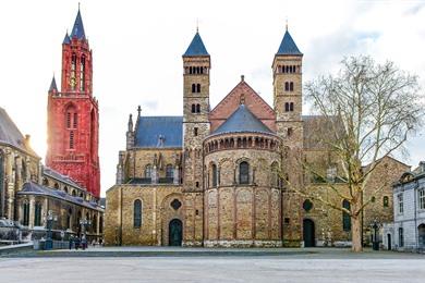 Stadtführung Maastricht: Stadtmauern, Shopping und Kultur + Karte