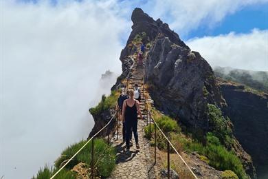 Wanderung von Pico do Arieiro zum Pico Ruivo PR1 auf Madeira
