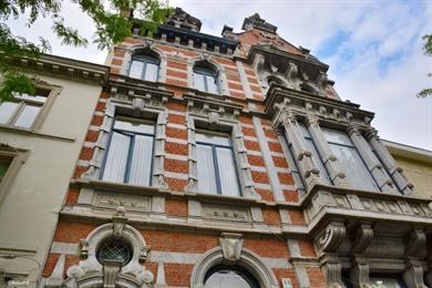 Ronse Art-Deco-Spaziergang mit spannender Schnitzeljagd
