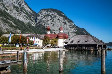 Rundreise durch die Bayerischen Alpen in Deutschland entlang der Alpenstraße