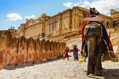 Rundreise Nordindien: Rajasthan und Varanasi in 2 Wochen: Route + Karte