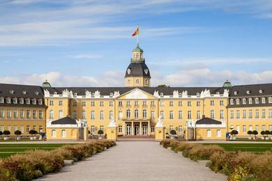 Stadtrundgang durch Karlsruhe zu den schönsten Sehenswürdigkeiten