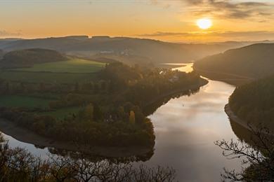 Wanderung zum Aussichtspunkt Runtschelt und zur Bunkeranlage