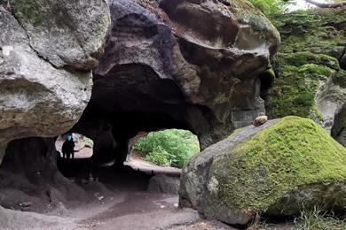 Wanderung durch das Müllerthal: von Berdorf nach Echternach in Schleife