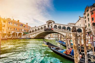 Stadtrundgang durch das Zentrum von Venedig: Romantische Kanäle und venezianische Paläste