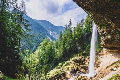 Wanderung zu den spektakulären Peričnik-Wasserfällen im Vrata-Tal