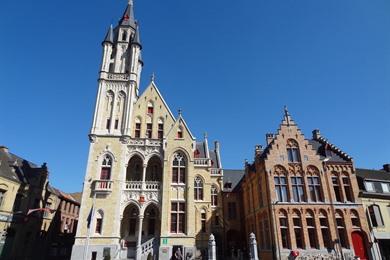 Wanderung Poperinge (9,5 km) Zwischen Hopfen und Denkmälern