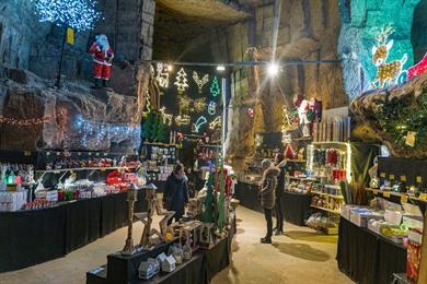 Valkenburg Weihnachtsmarkt im Jahr 2026 besuchen? Spaziergang + Termine der Weihnachtsmärkte